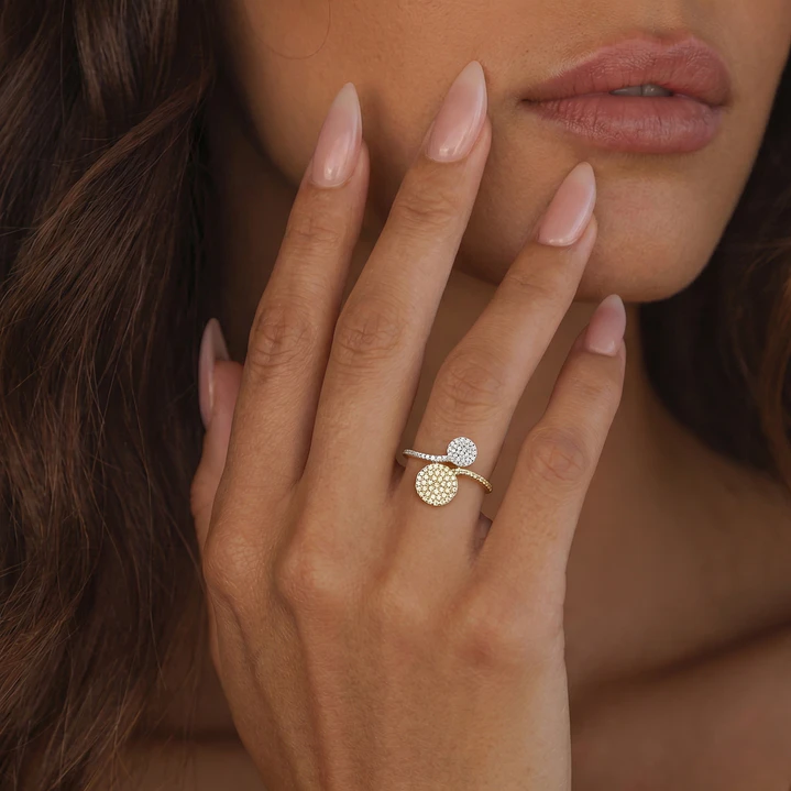 Anillo Oro Amarillo 18kt Círculos y Riel 4