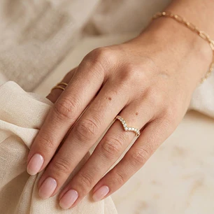 Anillo Oro Miel 18kt Vértice Brillante