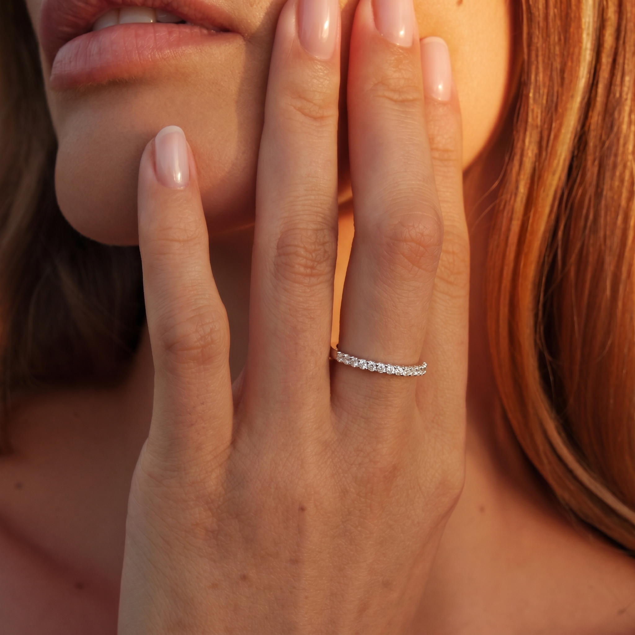 Anillo de Oro 18kt con Diamantes de 22 Pts Corte Brillante SI/H 12 4