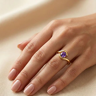 Anillo Oro Miel 18kt Ondas con Amatista