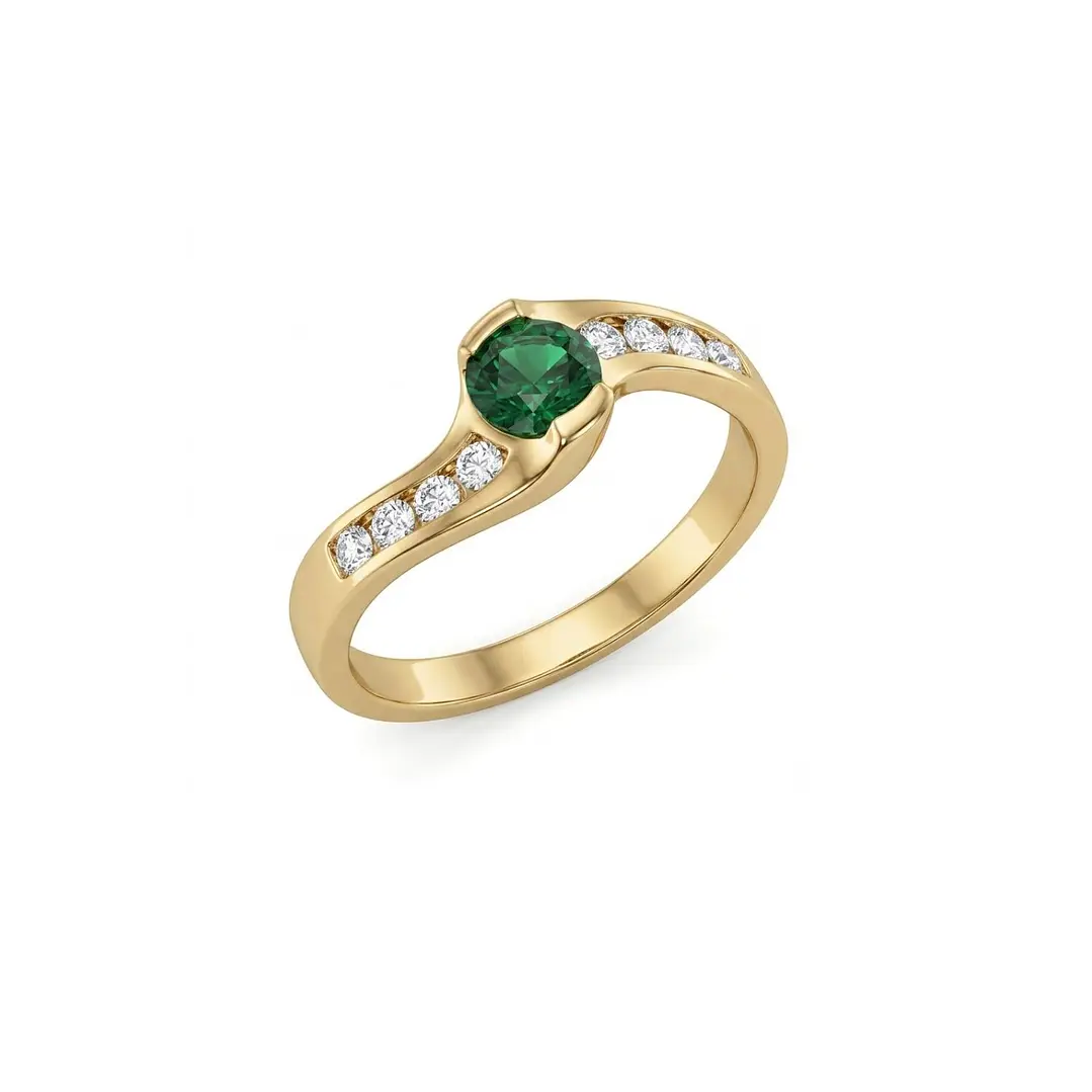 Anillo Oro Miel 18kt Solitario con Circonita Esmeraldina y Circonitas Blancas 3