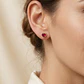 Aros Oro Miel 18kt Chatón con Rubí 4 mm - Miniatura 4