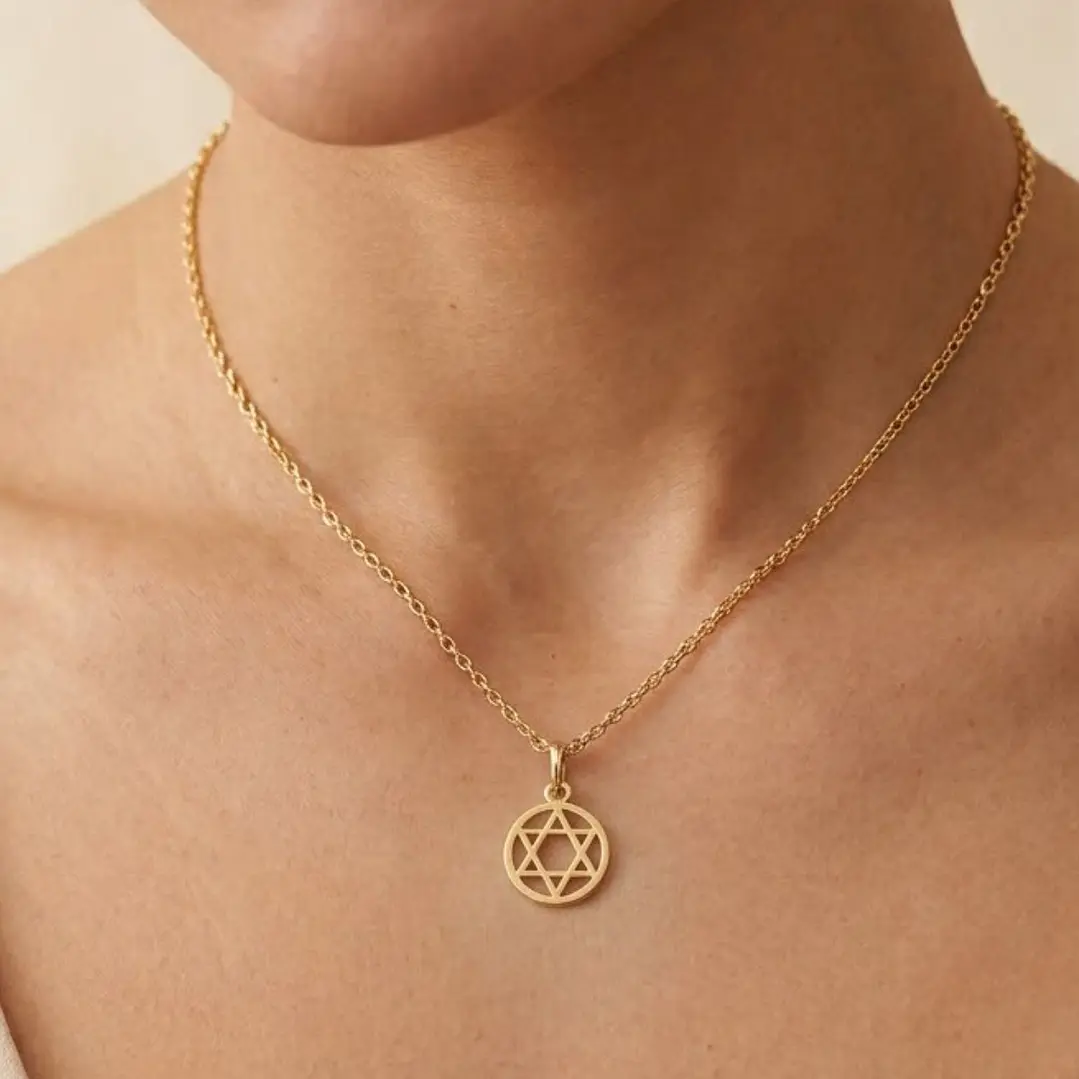 Colgante de Oro Miel 18kt Estrella David Contorno 4