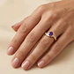 Anillo Oro Miel 18kt Solitario con Circonita Amatista y Circonitas Blancas - Miniatura 4
