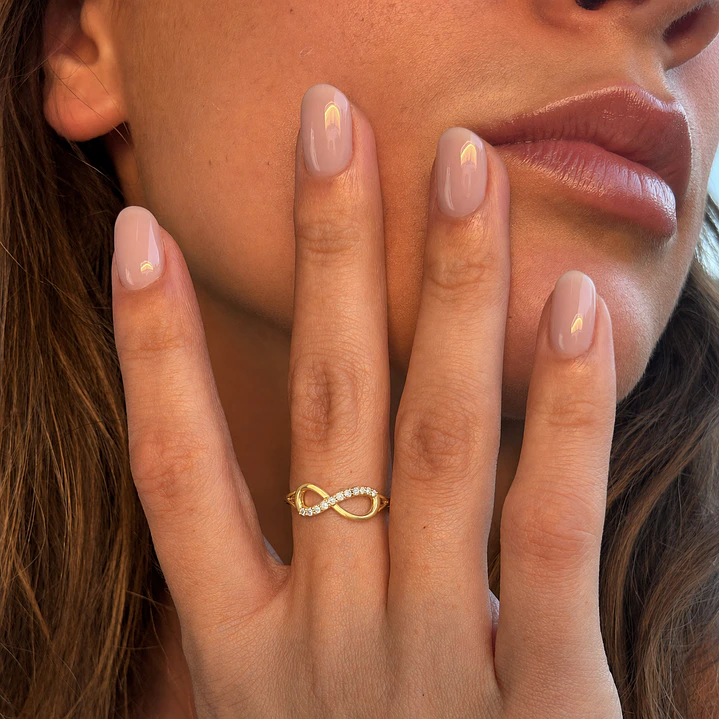 Anillo de Oro 18kt Infinito Delgado de Circones 4