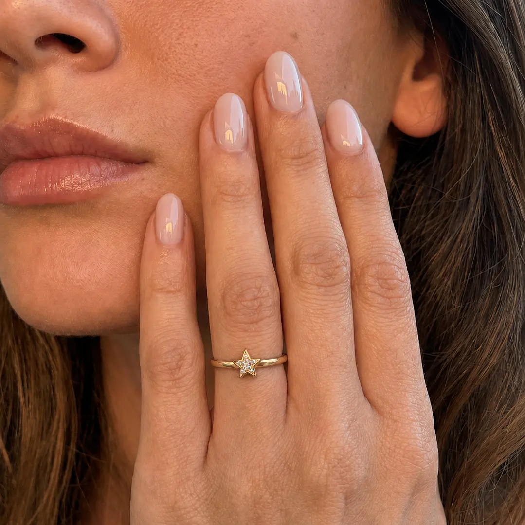 Anillo de Oro 18kt Estrella Circon 4