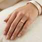 Anillo Oro Miel 18kt Solitario Esbelto - Miniatura 4