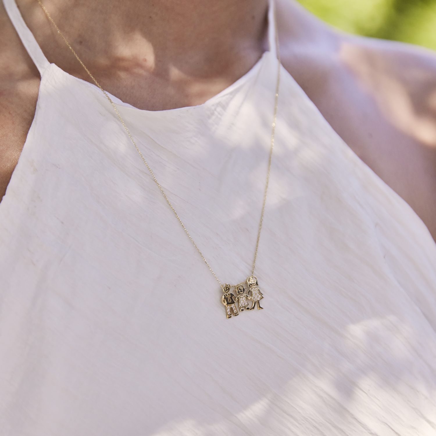 Collar de Oro 18kt Modelo Familia 4
