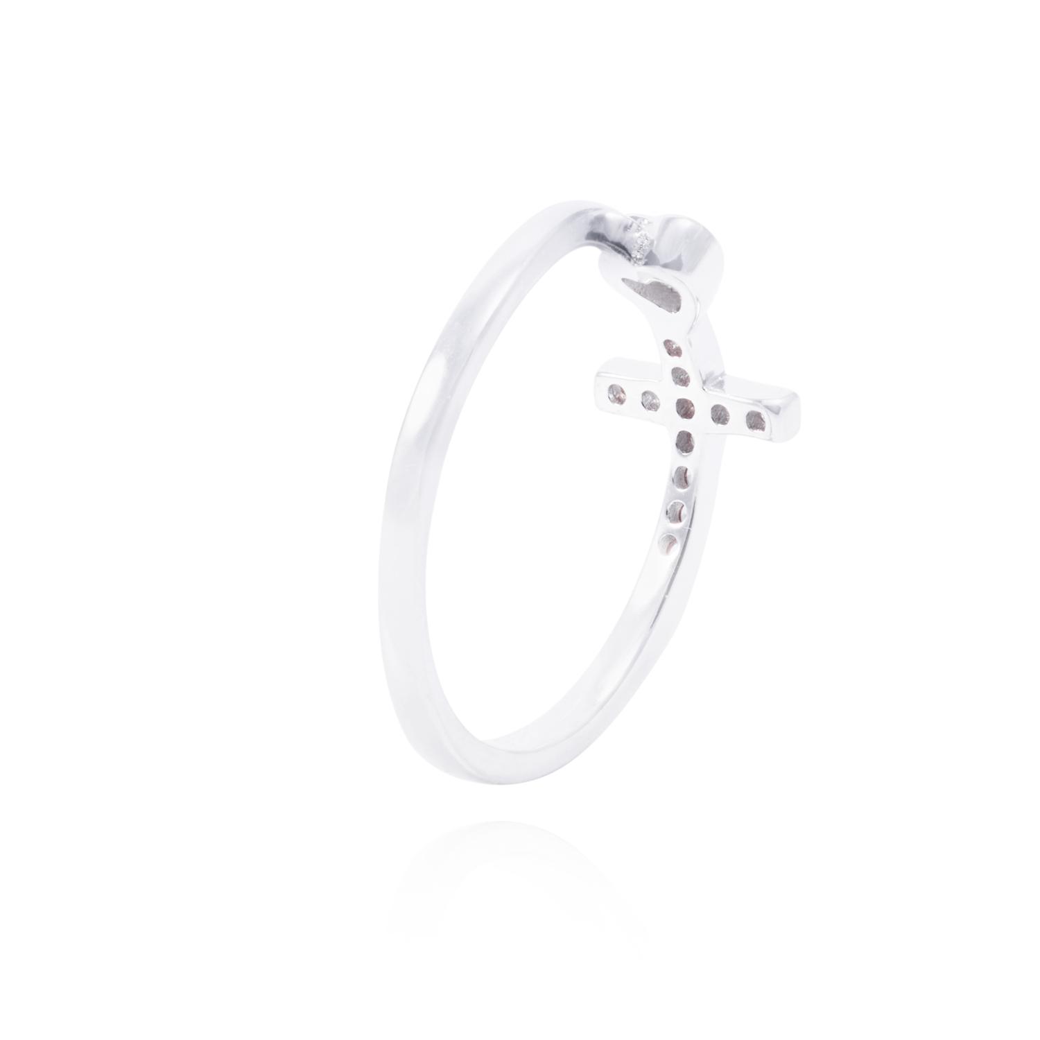 Anillo de Plata Esterlina Cruz con Circones y Corazón 3