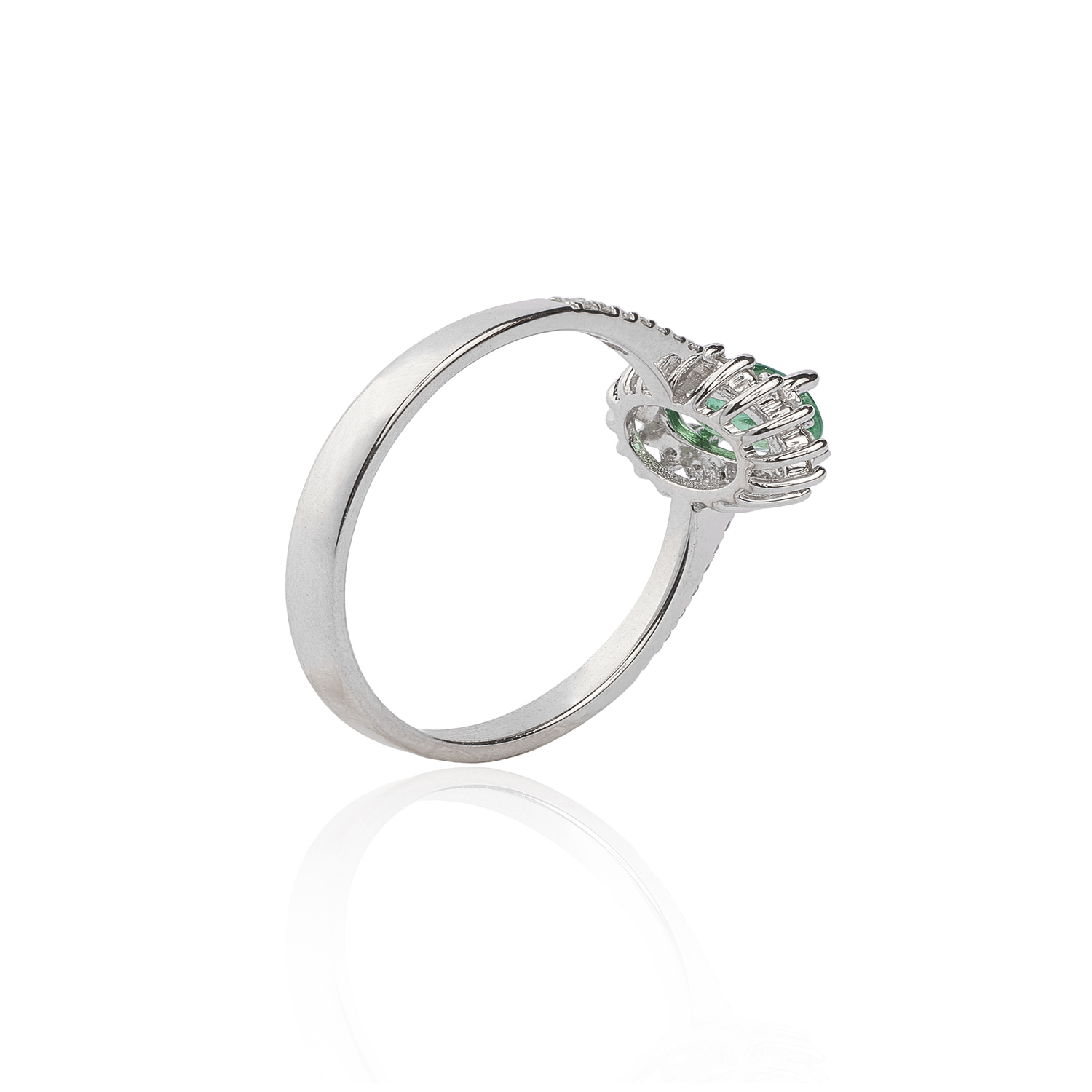 Anillo Oro Blanco 18kt Diamantes 19 Pts y 23 Pts Esmeralda 4