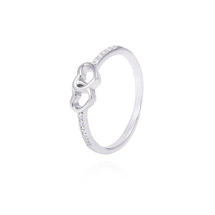 Anillo de Plata Esterlina Corazones Entrelazados con Circón
