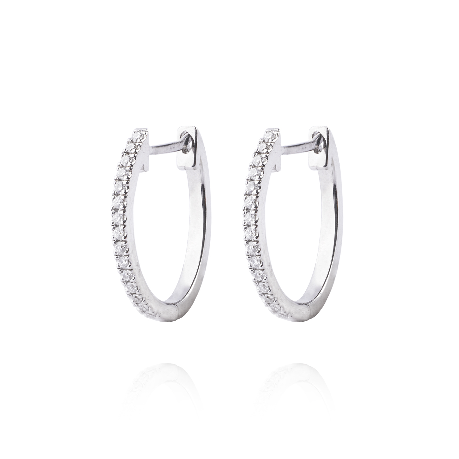 Aros de Oro Blanco 18kt con Diamantes Oval 16pts total SI/H 1