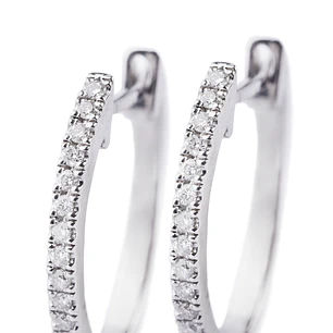 Aros de Oro Blanco 18kt con Diamantes Oval 16pts total SI/H