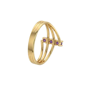Anillo Oro Miel 18kt Trilogía con Amatista