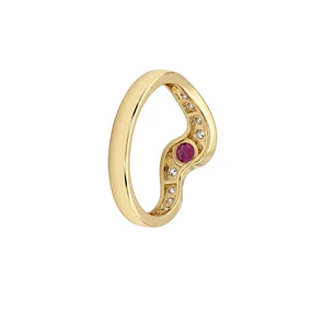 Anillo Oro Miel 18kt Solitario con Circonita Rubí y Circonitas Blancas