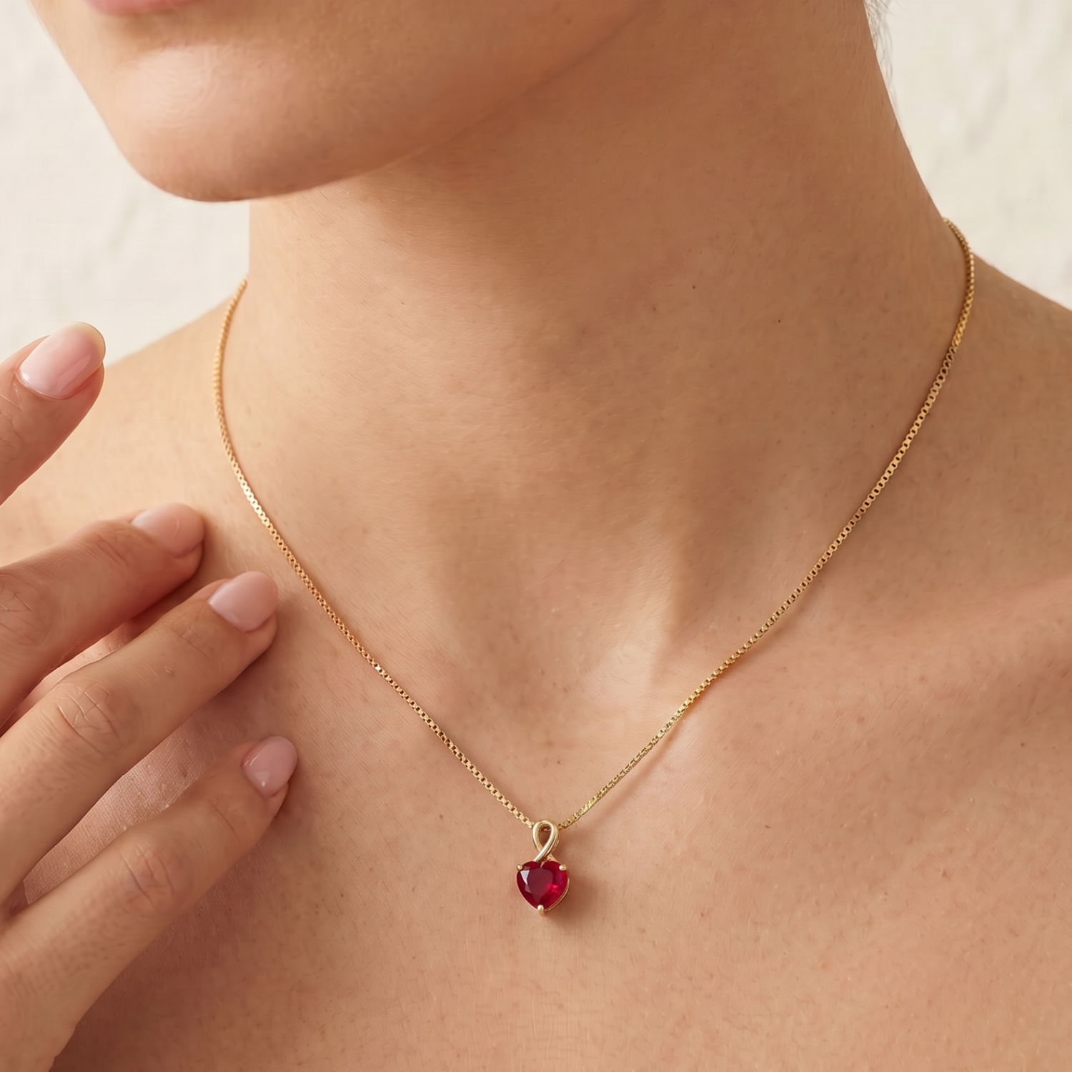 Collar Oro Amarillo 18kt Corazón Rubi 4