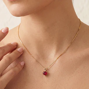 Collar Oro Amarillo 18kt Corazón Rubi
