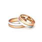 Par Argollas Matrimonio Bicolor de Oro Miel y Blanco 18kt Saffy 5,5mm - Miniatura 2