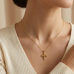 Colgante de Oro Miel 18kt Cruz Mediana