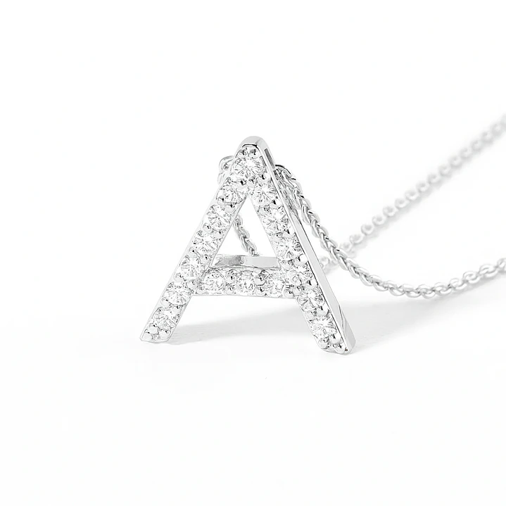 Collar de Oro Blanco 18kt Diamantes 10 Pts  Letra A 2