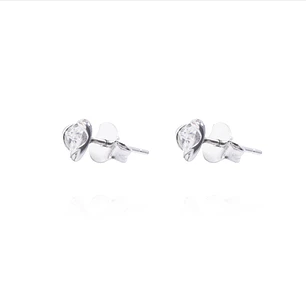 Aros de Plata Esterlina Triangulo con Circonita