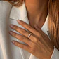 Anillo de Oro 18kt con Diamantes de 10 Pts Riel Corte Brillante SI/H - Miniatura 4