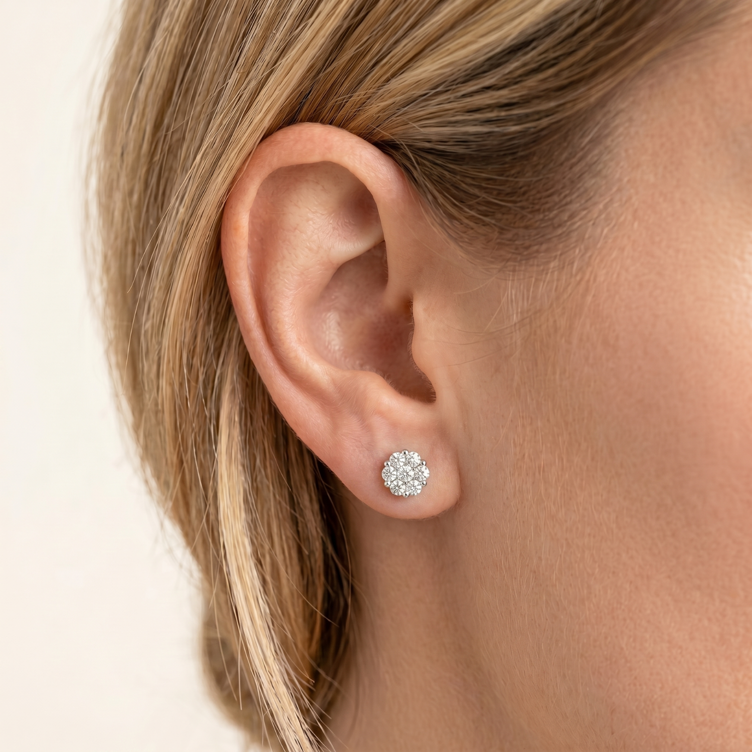 Aros de Oro 18kt con Diamantes 66 Pts Totales SI/H Corte Brillante 30151 - By Danielle Costantini 3