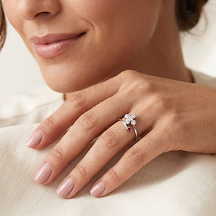 Anillo de Plata Esterlina 925 Flor Rubi Circon
