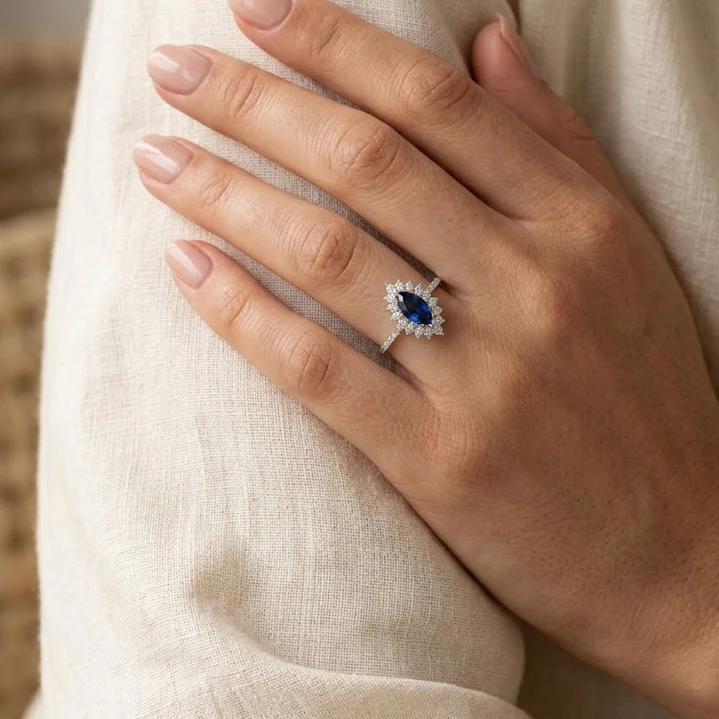 Anillo Oro Blanco 18Kt Diamantes 25Pts Con Zafiro 4