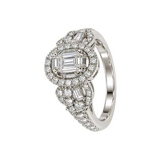 Anillo Compromiso Oro Blanco Broche Triple Diamante Baguette 1,07 Quilates