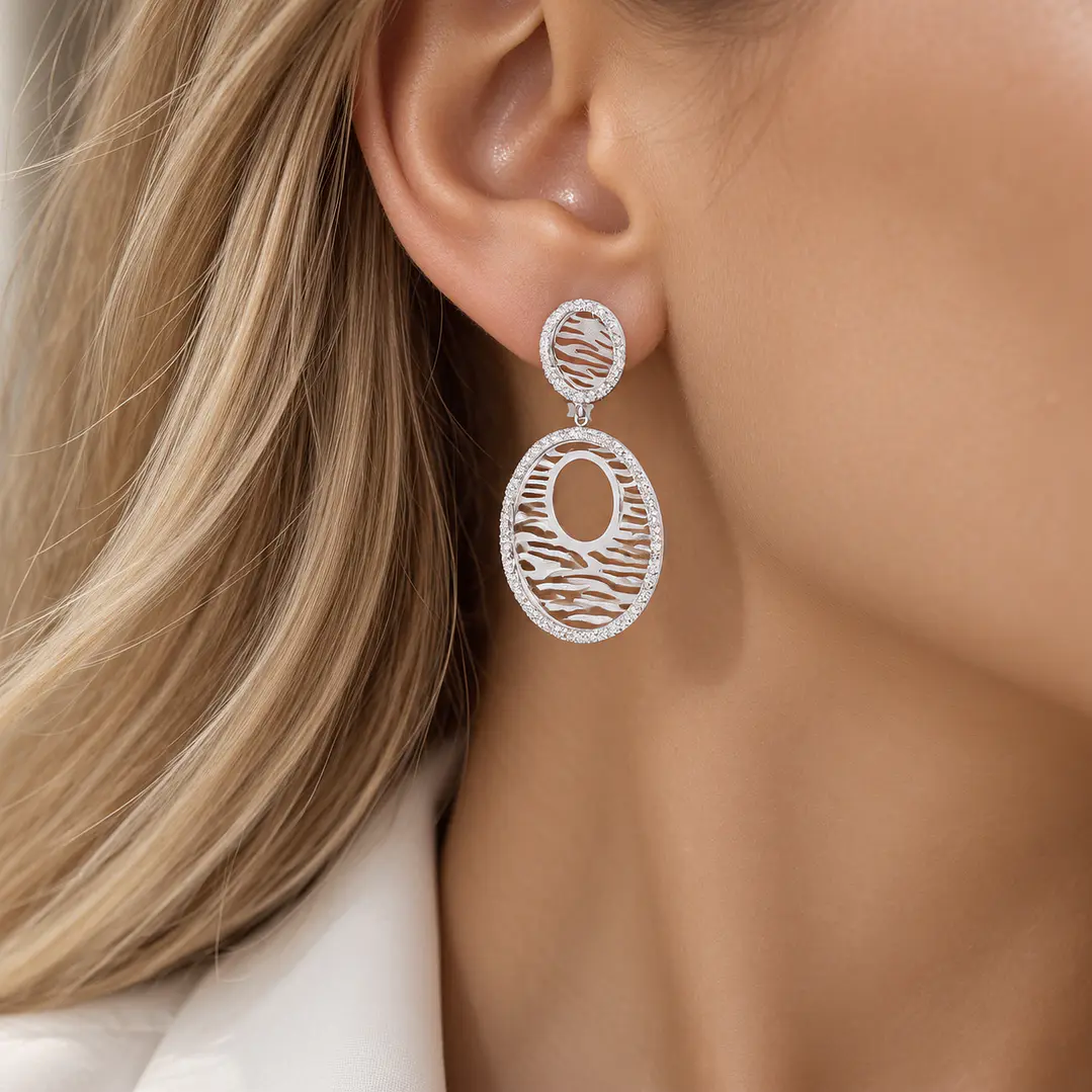 Aros Oro Blanco 18kt Disco Atigrado Diamantes 1,38 Quilates 4