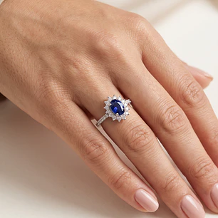 Anillo Compromiso Oro Blanco 18kt 60 Puntos Diamantes 1,29 Quilates Zafiro Radiante