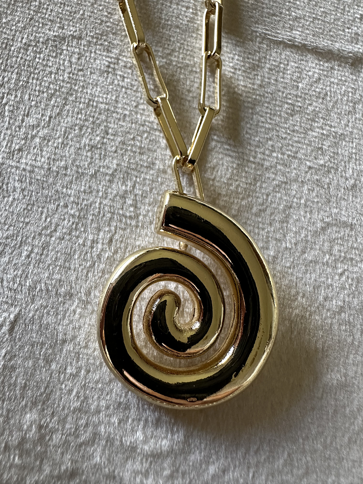 Collar Caracola Bor 3