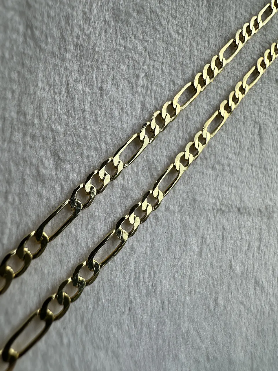 Collar Virgen Milagrosa Oro 4