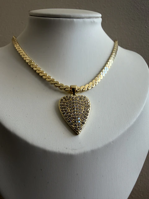 Collar Simona Love 