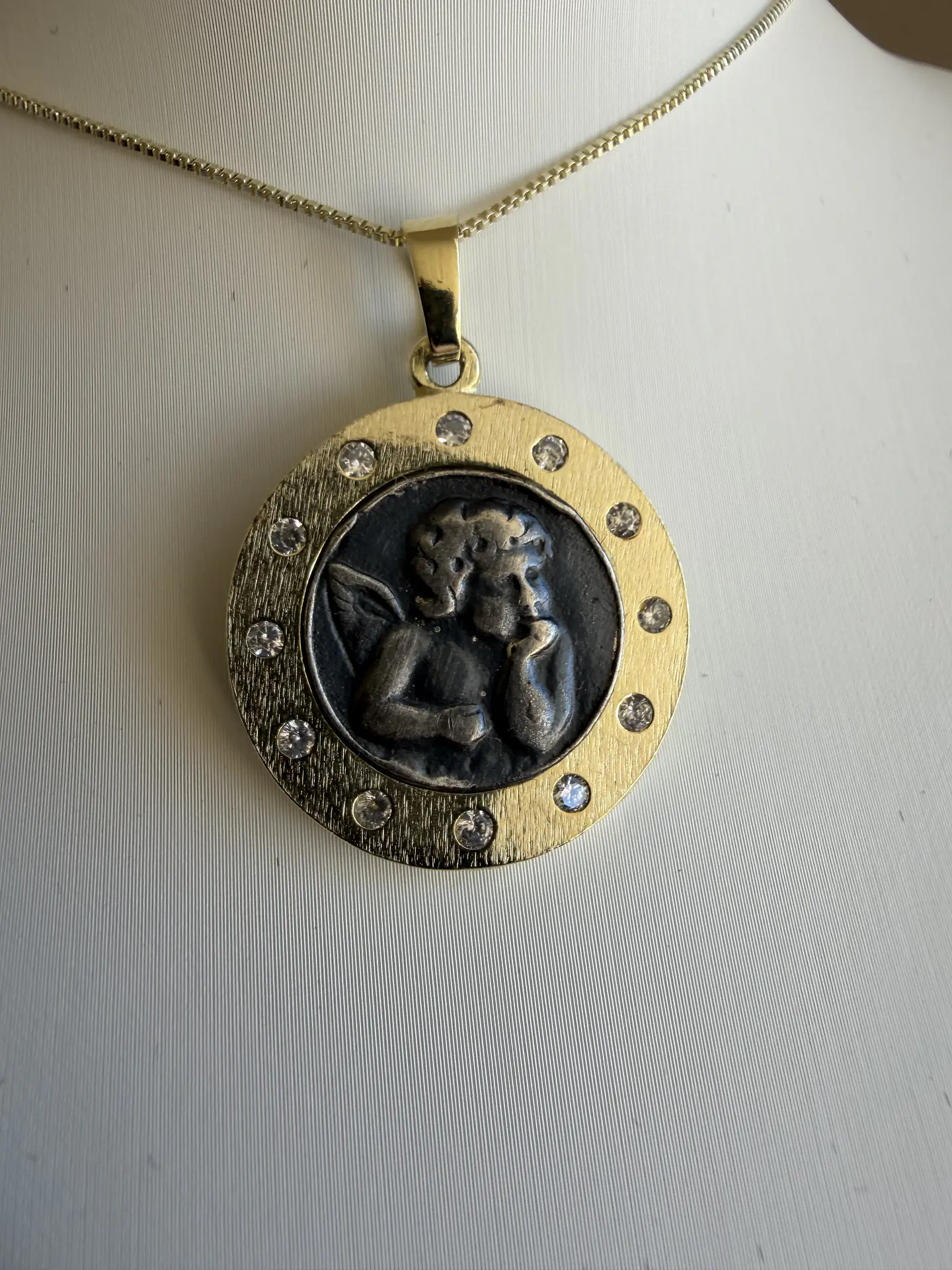 Collar Ángel de la Guarda 1