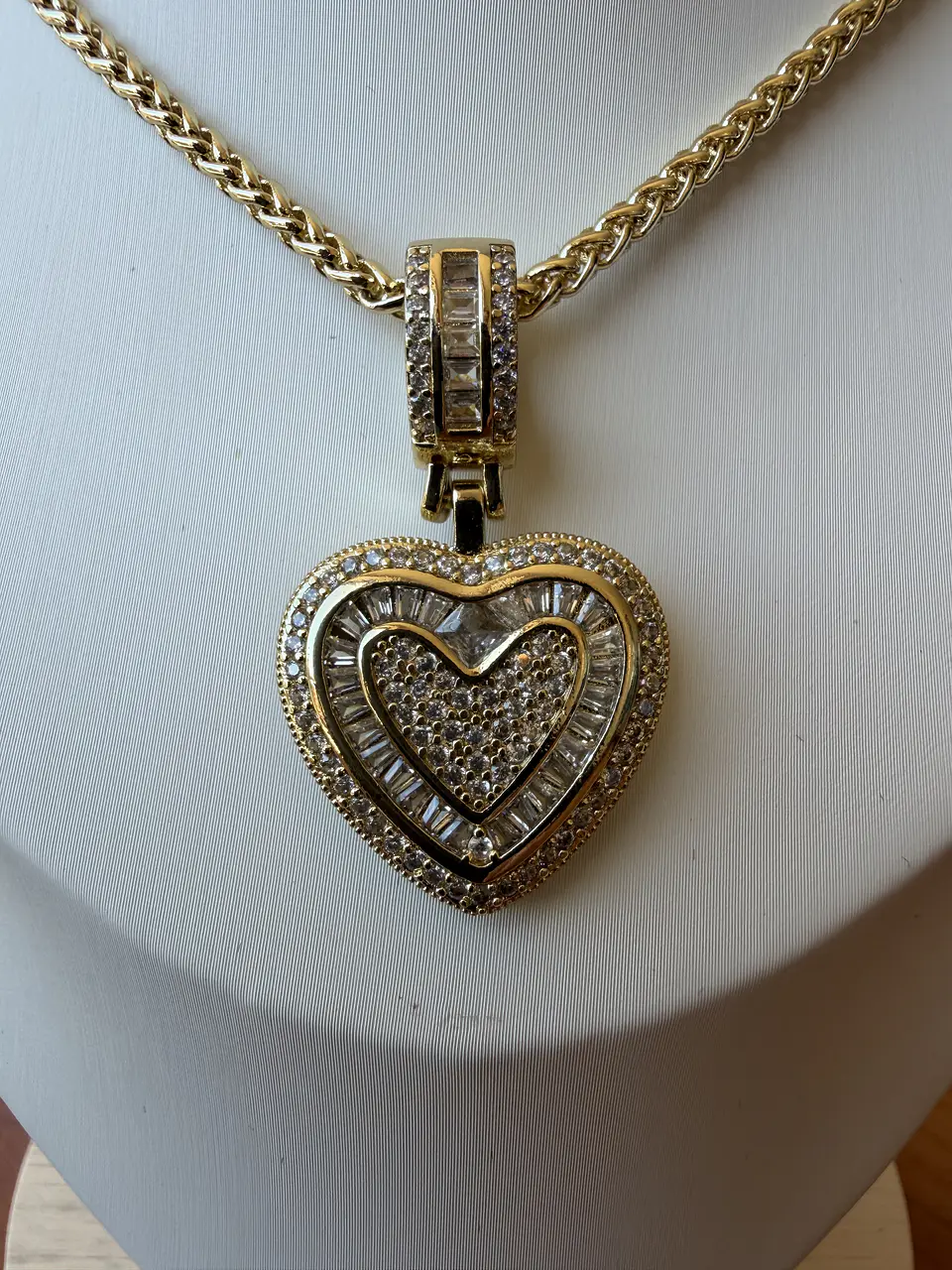 Collar 14f 3