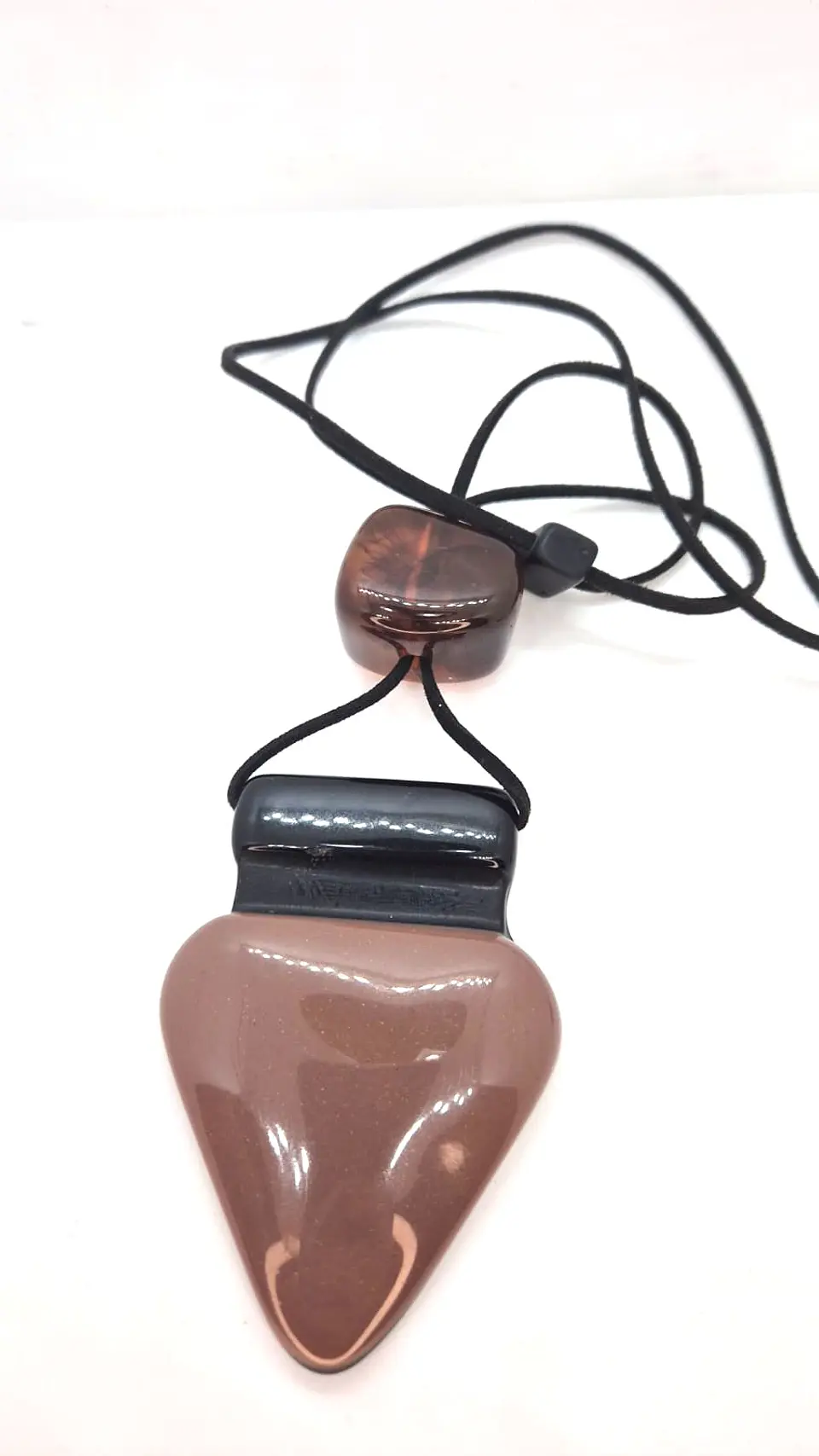 Collar terroso 1