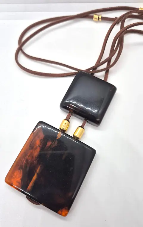 Collar Bloque