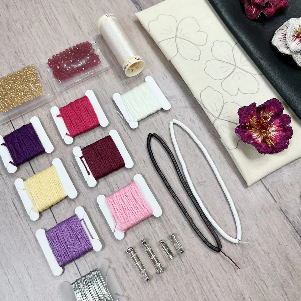 Kit Flores en stumpwork 2