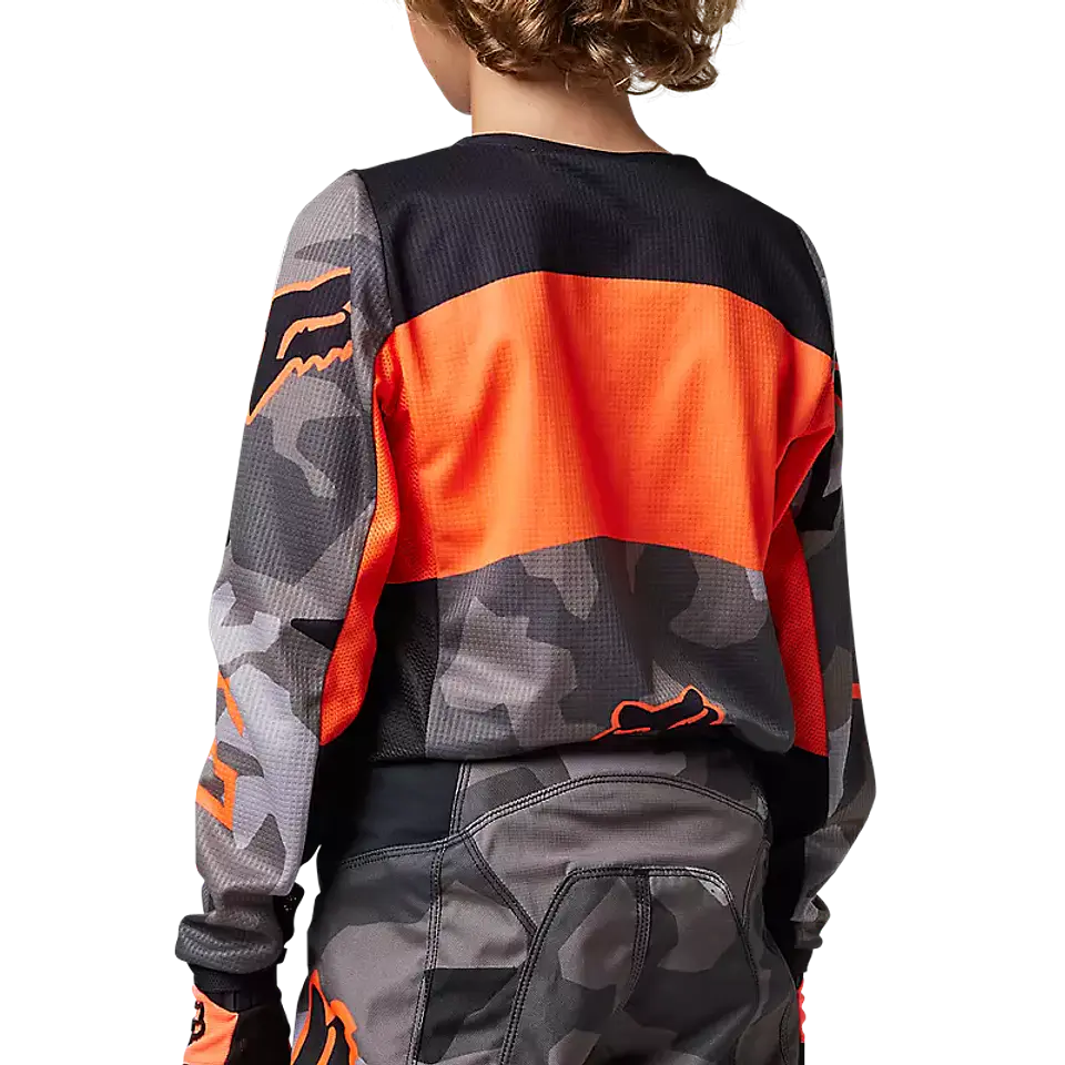 CONJUNTO FOX NIÑO 180 BNKR NARANJO 3