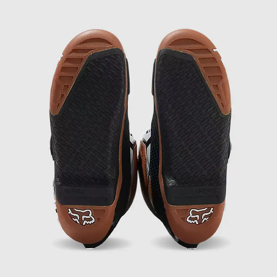 BOTA FOX INSTINCT 2.0 GRIS NEGRO 2