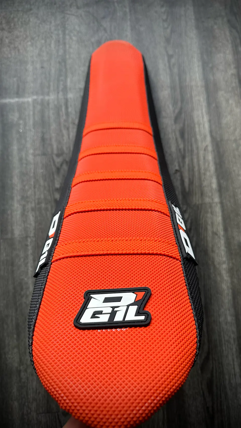 FUNDA DE ASIENTO DG1L KTM 2020-2025 NARANJA 1