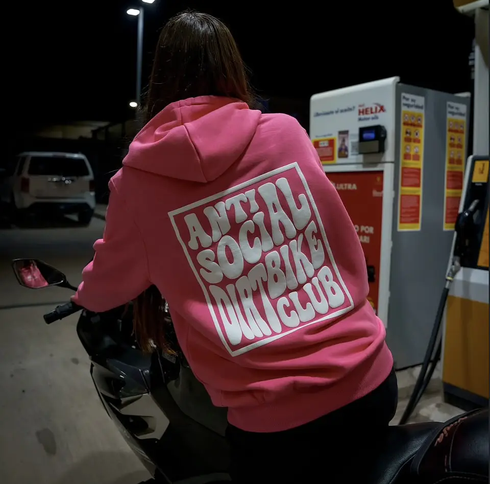 Poleron On wheels Antisocial rosa 1