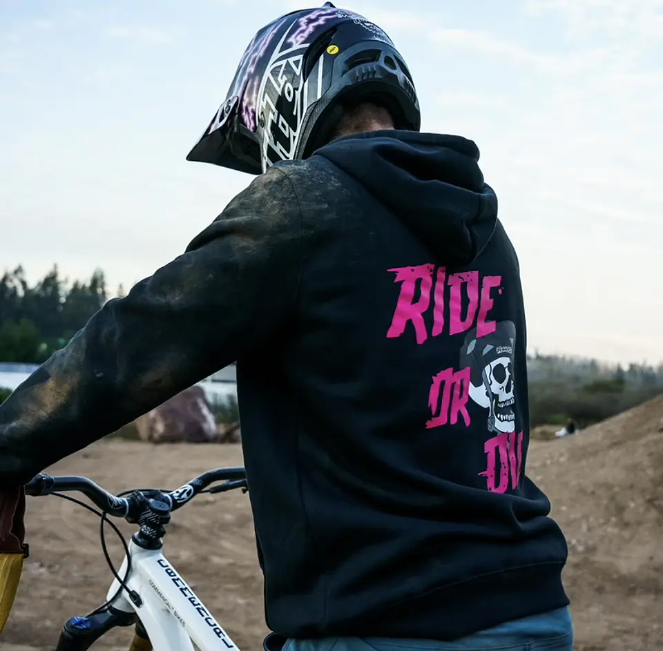 Poleron On Wheels Ride or Die black 2