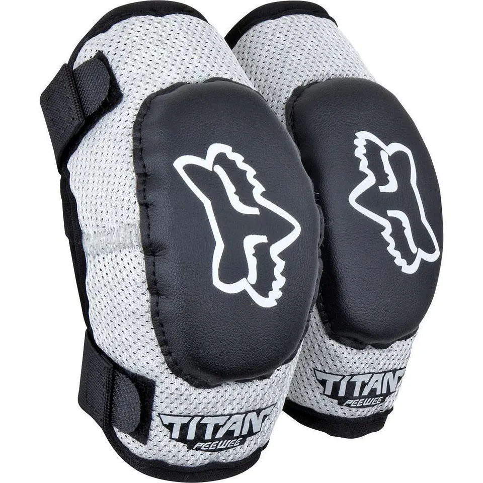 CODERA FOX TITAN PEEWEE NIÑO BLACK/SILVER   1