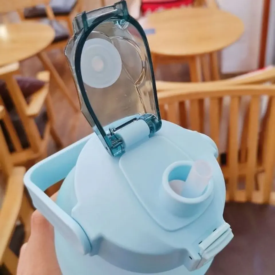 Botella De Agua De 2 Litros Con Pajita Fitness 3