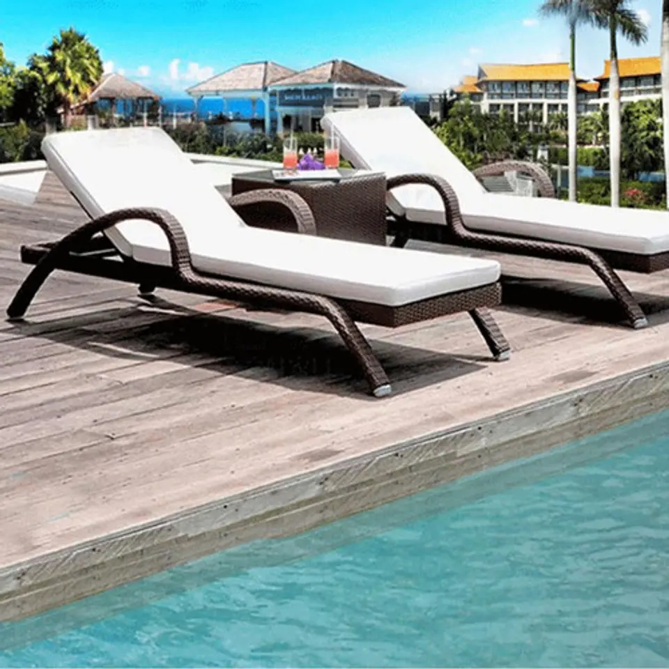 Juego De Reposeras Tumbona Jardín Playa Con Mesita 3