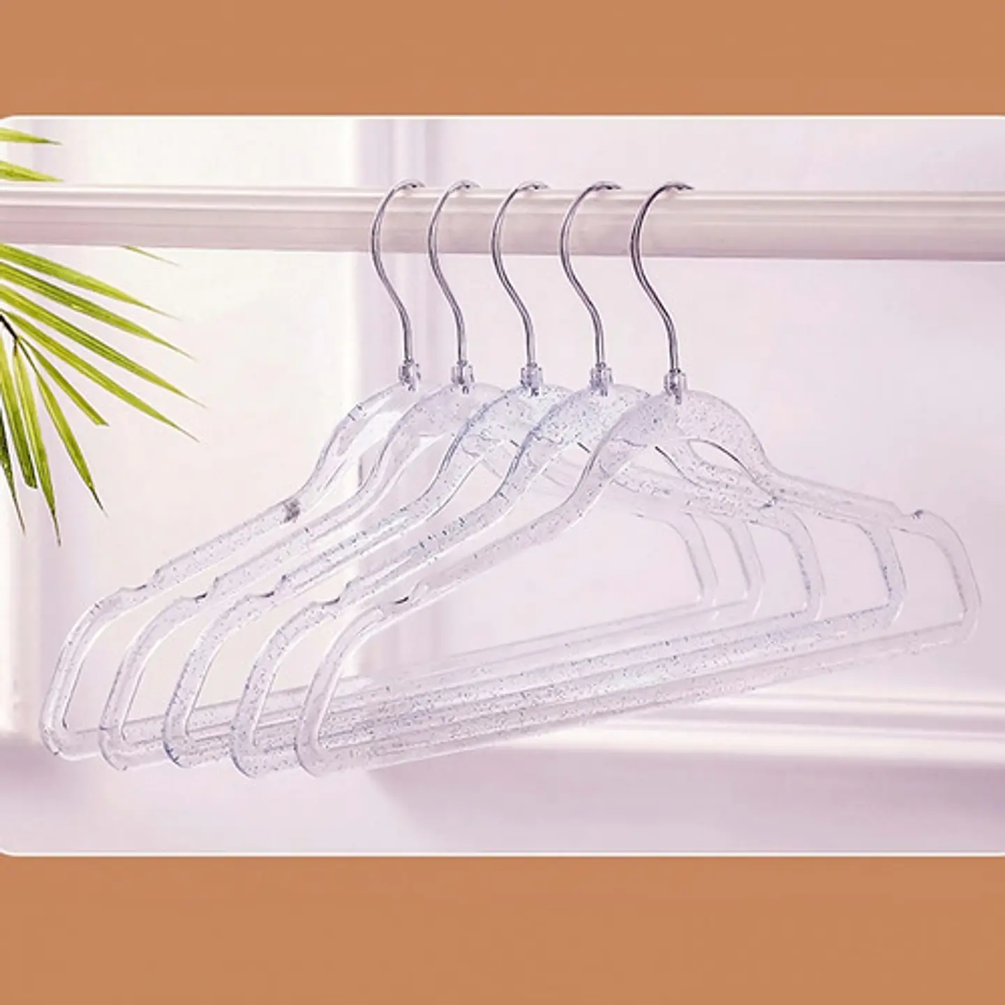 Pack 50 Colgadores Ropa Acrilico Antideslizante Ligero 3
