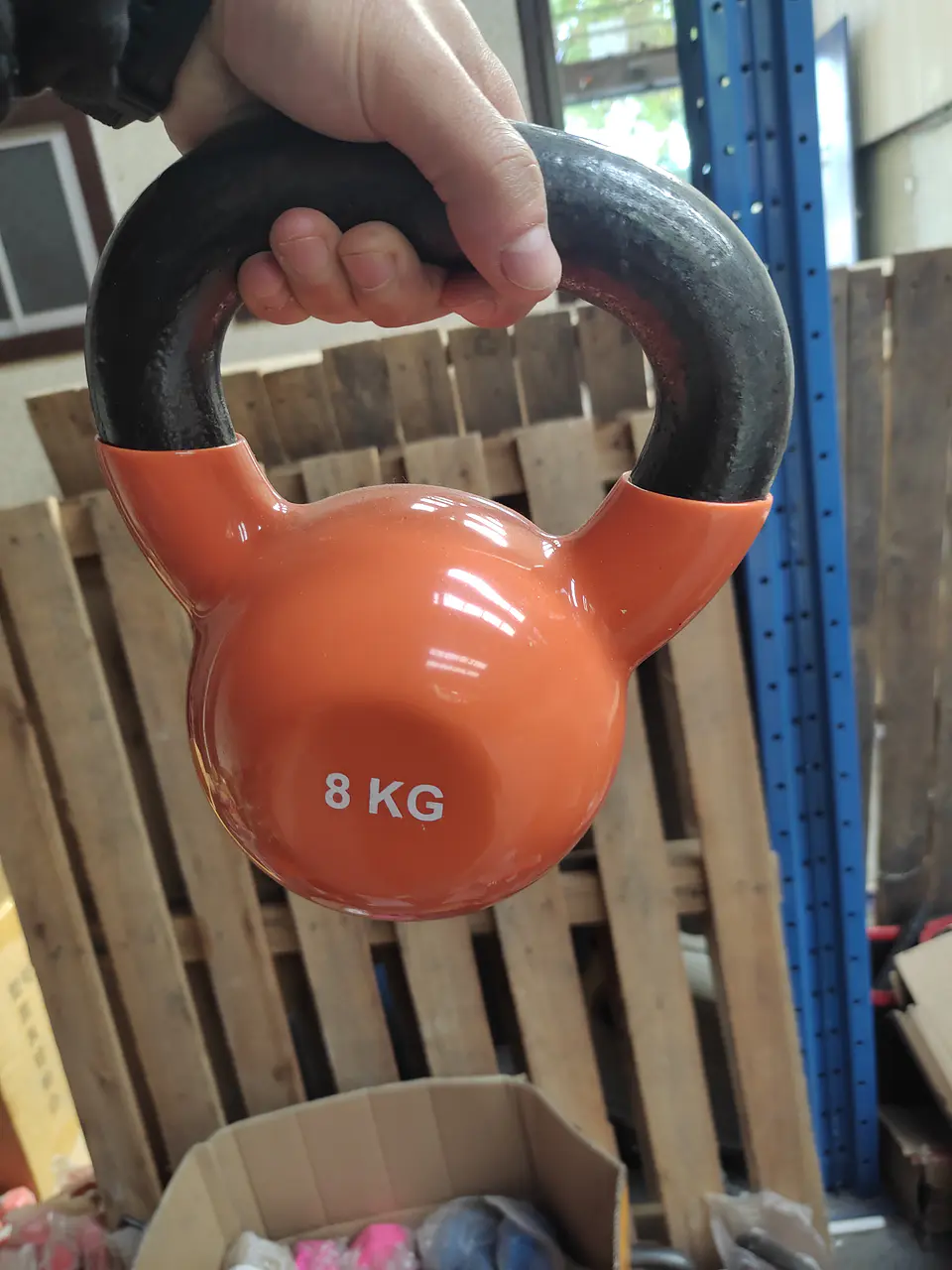 Pesa Rusa Kettlebell 8kg Acero Y Vinilo (Reacondicionado)  2